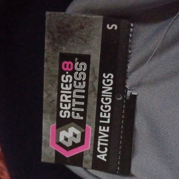 Series 8 New Active Leggings, Gray, sz S - Picture 3 of 6